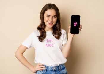 Jak skutecznie korzystać z hashtagów w Reservis: słowa klucze do spersonalizowanej nauki. 